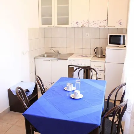 And Jagoda - Comfy And Cozy Zadar
